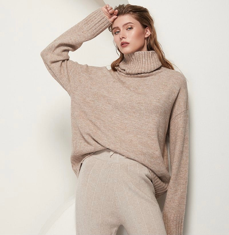 Women Knitted Turtleneck