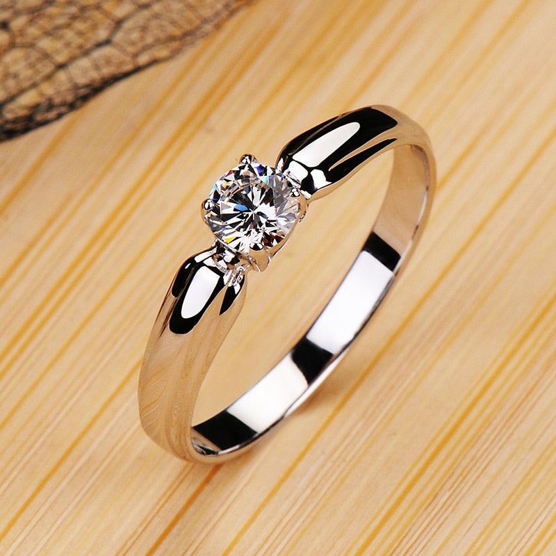 925 Sterling Silver Round Stone Ring