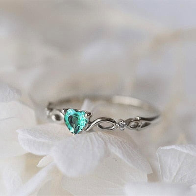 Classic Prong Setting Heart Ring