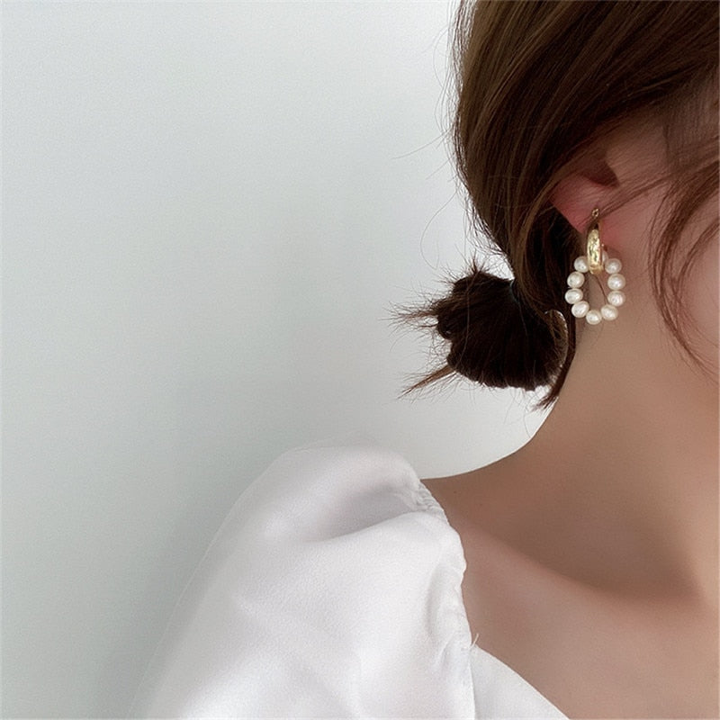 Baroque Pearl Gold Hoop Earrings