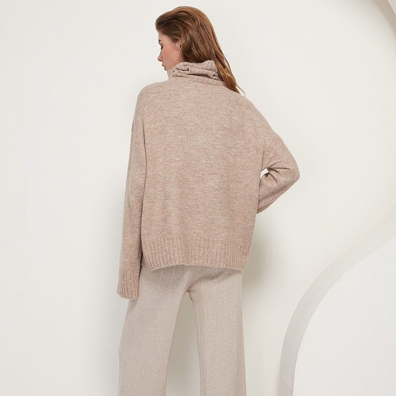 Women Knitted Turtleneck